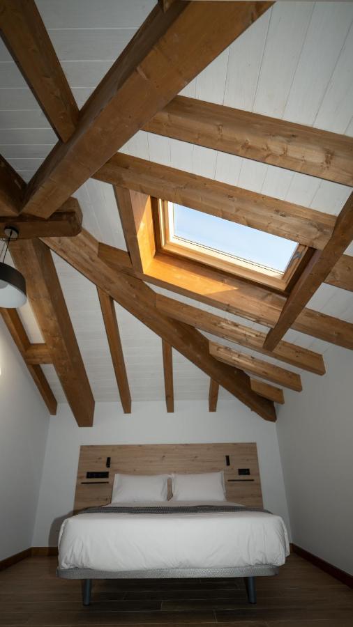 Apartamentos Puerta De Occidente Cornellana المظهر الخارجي الصورة