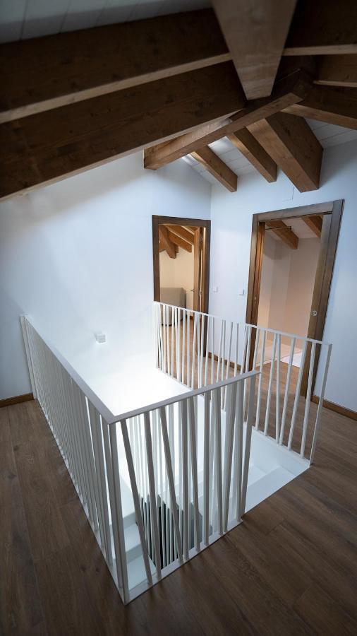 Apartamentos Puerta De Occidente Cornellana المظهر الخارجي الصورة