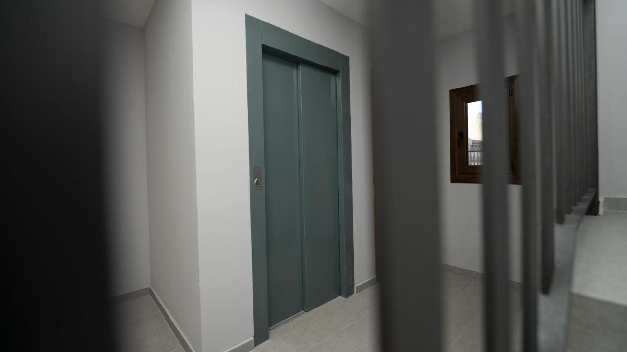 Apartamentos Puerta De Occidente Cornellana المظهر الخارجي الصورة
