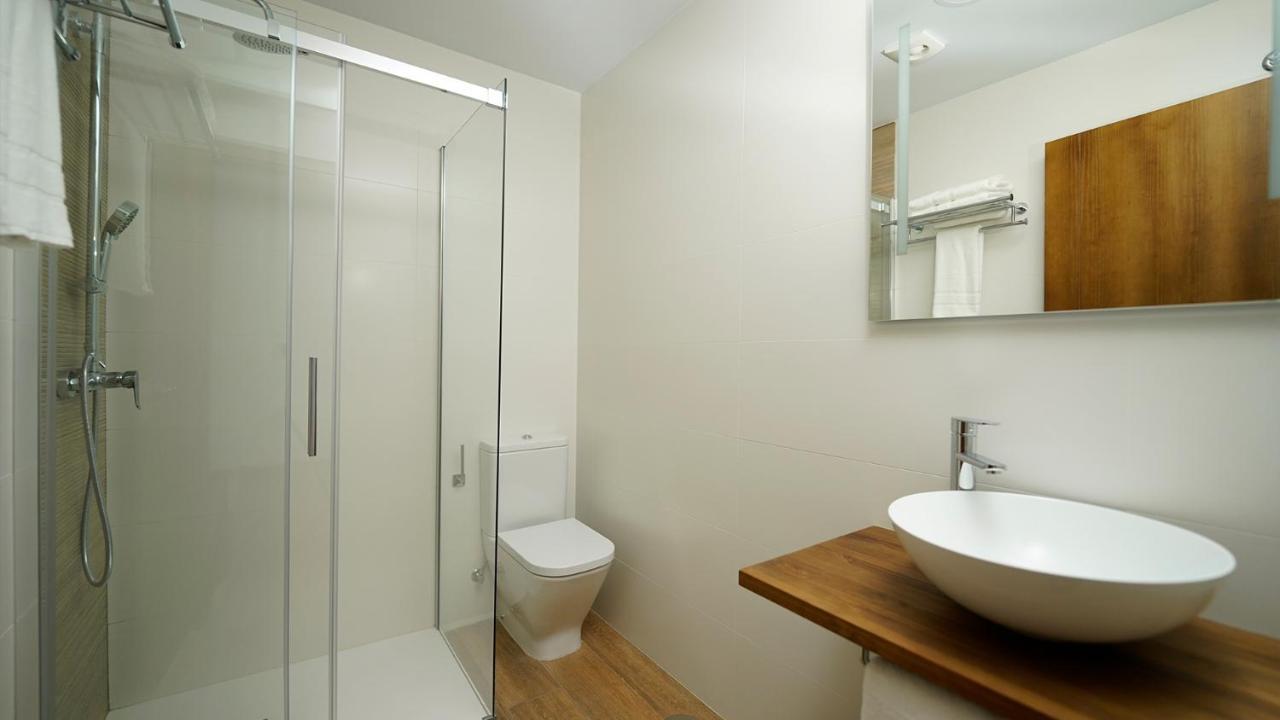 Apartamentos Puerta De Occidente Cornellana المظهر الخارجي الصورة